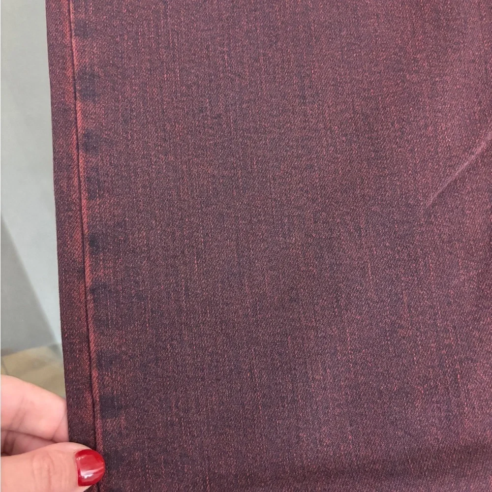 NWT! Levi's Women's Jeans in Burgundy Size 27 - Picture 11 of 11